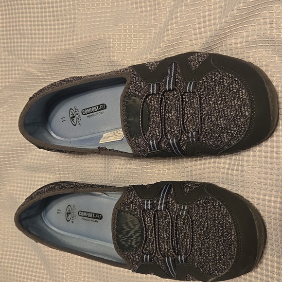 Athletic Works Comfort Fit Memory Foam slip on shoe, gray & black, size 11 - Picture 1 of 7